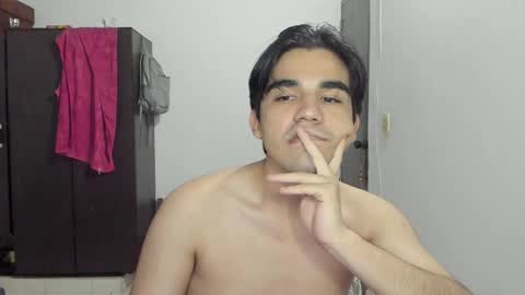 pakun_ online show from November 18, 2025, 1:55 am