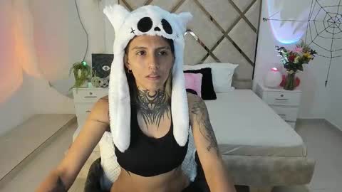 palechor online show from October 18, 2025, 4:59 am