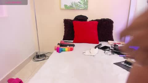 Snapshot of pameela_brown1 chatting on February 25, 2025, 12:13 pm Pamela online show from February 25, 2025, 12:13 pm