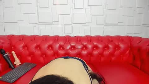 pamela_gaviria01 online show from December 15, 2025, 2:54 pm