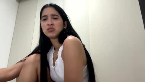 pamela_milleer online show from December 28, 2024, 3:37 am