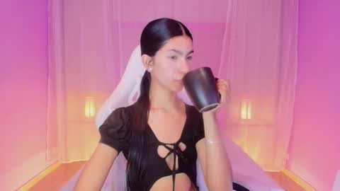  P A M  online show from March 6, 2025, 9:20 pm