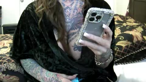 PAMELA GUNNS online show from February 19, 2025, 7:59 pm