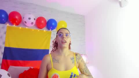 Snapshot of pamelamiler_ chatting on June 23, 2026, 12:14 pm TELL ME PAMELLA AND GIVE ME A GOOD GRADE ITS IMPORTANT online show from June 23, 2026, 12:14 pm