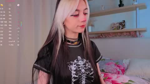 Snapshot of pamelaryant chatting on November 11, 2025, 3:12 pm Diana online show from November 11, 2025, 3:12 pm