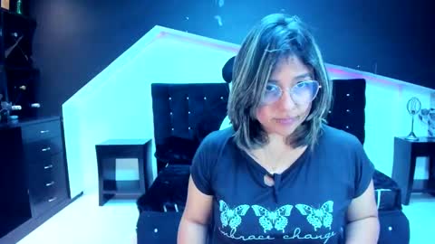 Snapshot of pandoracherry chatting on January 4, 2025, 6:41 am Pandora online show from January 4, 2025, 6:41 am