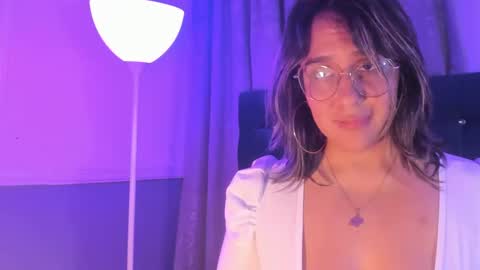 Snapshot of pandoracherry chatting on February 4, 2025, 6:36 am Pandora online show from February 4, 2025, 6:36 am