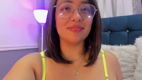 Snapshot of pandoracherry chatting on March 11, 2025, 3:48 am Pandora online show from March 11, 2025, 3:48 am