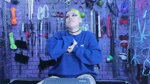 PandoraNez online show from February 9, 2025, 9:16 am