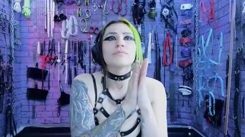 PandoraNez online show from March 8, 2025, 8:55 am