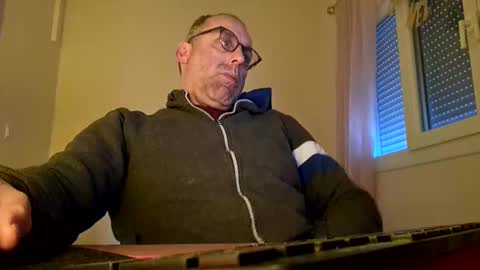 Snapshot of pansak1973 chatting on February 16, 2025, 1:27 pm pansak1973 online show from February 16, 2025, 1:27 pm