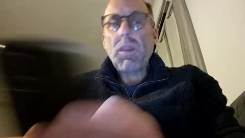 Snapshot of pansak1973 chatting on February 18, 2025, 8:14 pm pansak1973 online show from February 18, 2025, 8:14 pm