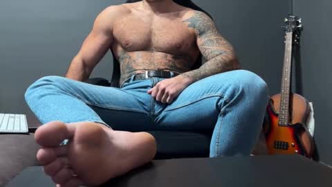 Oleg online show from October 31, 2025, 2:18 pm