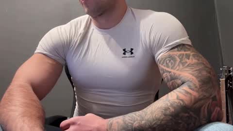 Oleg online show from February 1, 2026, 1:42 pm