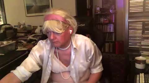 Pantyvioletlace online show from November 15, 2025, 10:15 pm