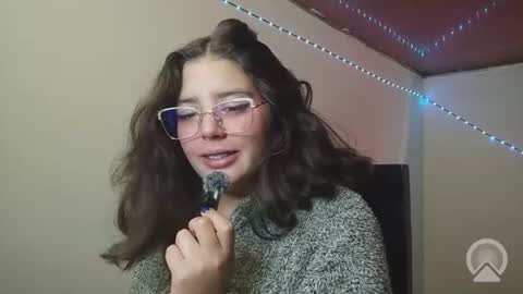 Snapshot of pao_ly chatting on June 15, 2026, 11:45 am Paola online show from June 15, 2026, 11:45 am