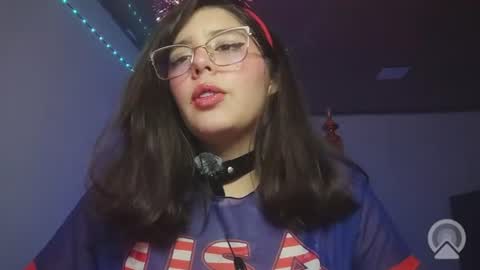 Snapshot of pao_ly chatting on July 3, 2026, 11:55 pm Paola online show from July 3, 2026, 11:55 pm