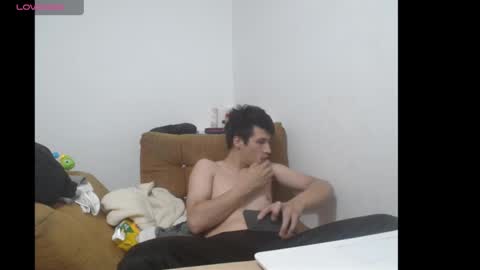 Snapshot of paola_alexander chatting on March 2, 2025, 10:48 pm paola y alexander online show from March 2, 2025, 10:48 pm