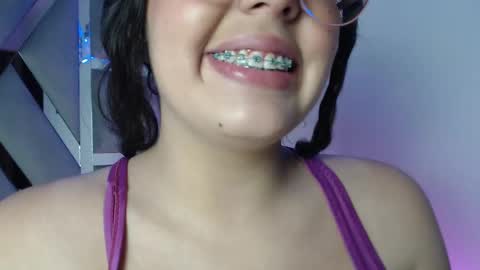 Paola Lyon online show from February 13, 2025, 8:03 pm