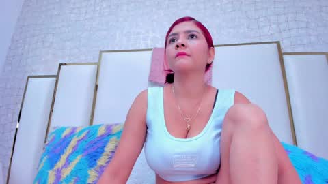 Snapshot of paolaa_rodriguez chatting on December 30, 2024, 11:48 am Paola online show from December 30, 2024, 11:48 am