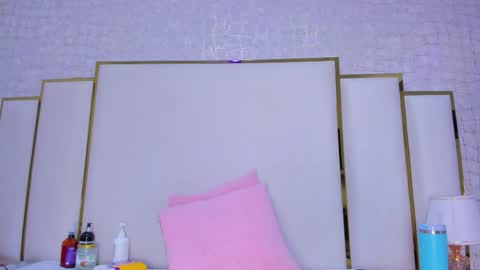 Snapshot of paolaa_rodriguez chatting on October 23, 2025, 12:04 pm Paola online show from October 23, 2025, 12:04 pm