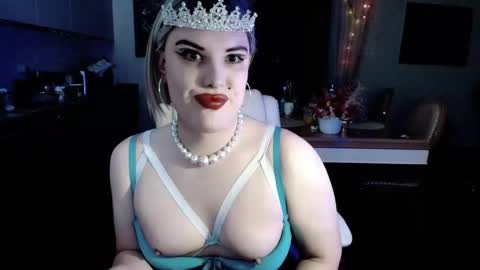 Sarina Williams online show from October 19, 2025, 1:12 pm