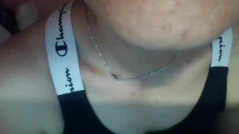 paolamz10 online show from April 11, 2026, 1:04 pm