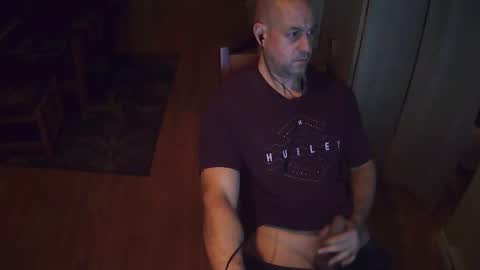 Snapshot of papagooner chatting on November 10, 2025, 12:48 pm Papa online show from November 10, 2025, 12:48 pm