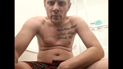 papapfouts online show from March 17, 2026, 6:28 am