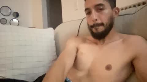 papicubano_guapo23cm online show from September 26, 2025, 7:34 am