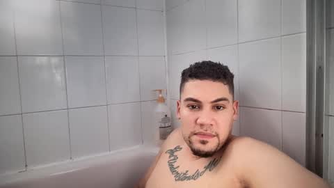 Snapshot of papiinyc21 chatting on February 25, 2025, 6:53 pm PapiiNyc21 online show from February 25, 2025, 6:53 pm