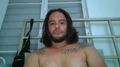 PapiiPR185 online show from January 19, 2026, 7:56 am