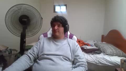 Papito online show from December 1, 2025, 6:46 pm