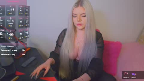 Snapshot of paradise_for_you_ chatting on December 23, 2025, 3:59 am Victoria online show from December 23, 2025, 3:59 am