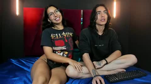 paranoidtemptaion_ online show from February 10, 2025, 3:21 pm