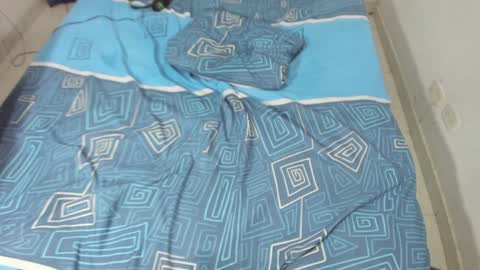 Snapshot of parejacachonda chatting on January 9, 2025, 9:05 pm sara and andreu online show from January 9, 2025, 9:05 pm