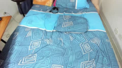 Snapshot of parejacachonda chatting on January 25, 2025, 6:13 pm sara and andreu online show from January 25, 2025, 6:13 pm