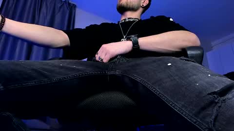 Paris online show from February 9, 2025, 11:46 pm