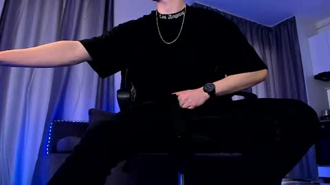 Paris online show from April 9, 2026, 5:18 am