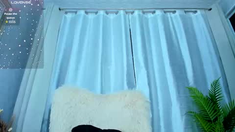 Paris online show from October 9, 2025, 3:26 am