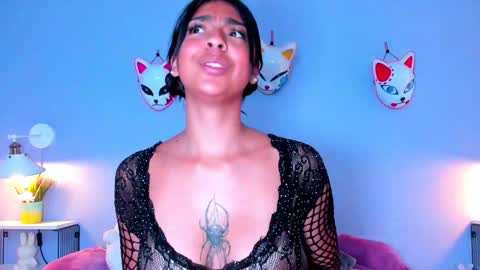 Paris online show from December 6, 2024, 3:22 pm