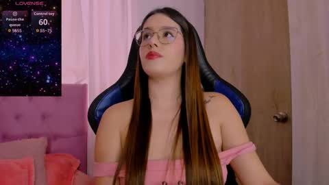 Paris online show from February 11, 2026, 6:02 pm