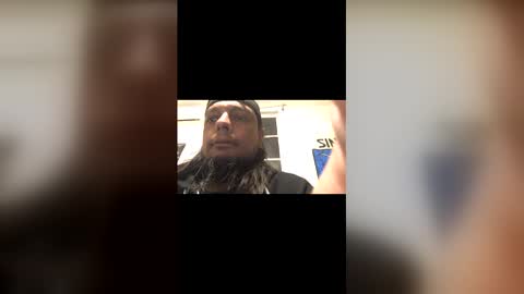 Ikarusnude online show from April 6, 2026, 8:04 am