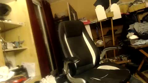 pascal88881 online show from December 6, 2024, 10:08 pm