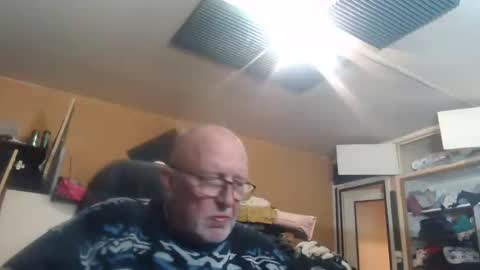 pascal88881 online show from December 29, 2024, 7:11 pm