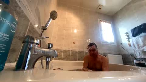 pascalou02 online show from November 22, 2025, 12:26 pm