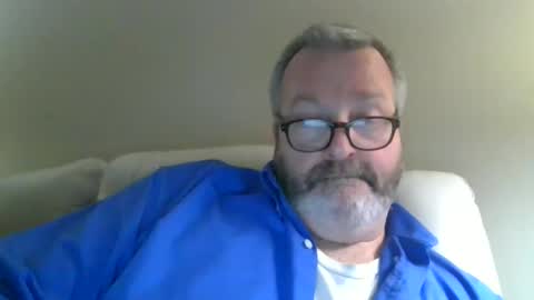 passporttraveler1 online show from February 26, 2025, 12:27 am