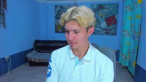 .... online show from October 23, 2025, 6:28 pm