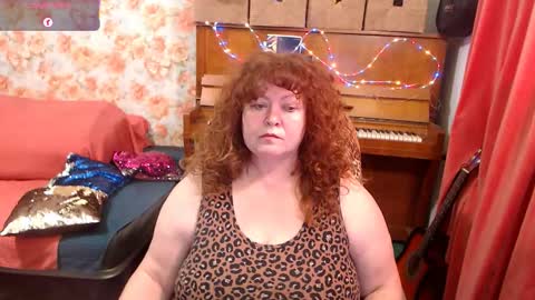 Snapshot of patsyorose chatting on December 4, 2025, 4:33 am PatsyORose online show from December 4, 2025, 4:33 am