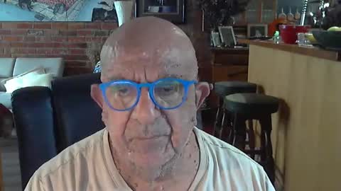 Snapshot of patvac chatting on February 10, 2026, 12:04 am patvac online show from February 10, 2026, 12:04 am